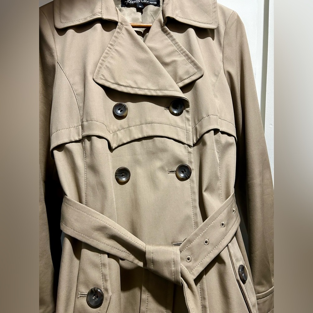 NWOT vintage classic Kenneth Cole Women's Tan Double-Breasted lined Trench Coat